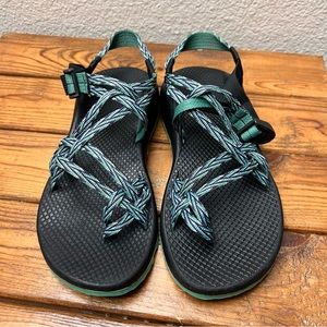 CHACO Sz 9 Toe Loop Women’s Sandals
